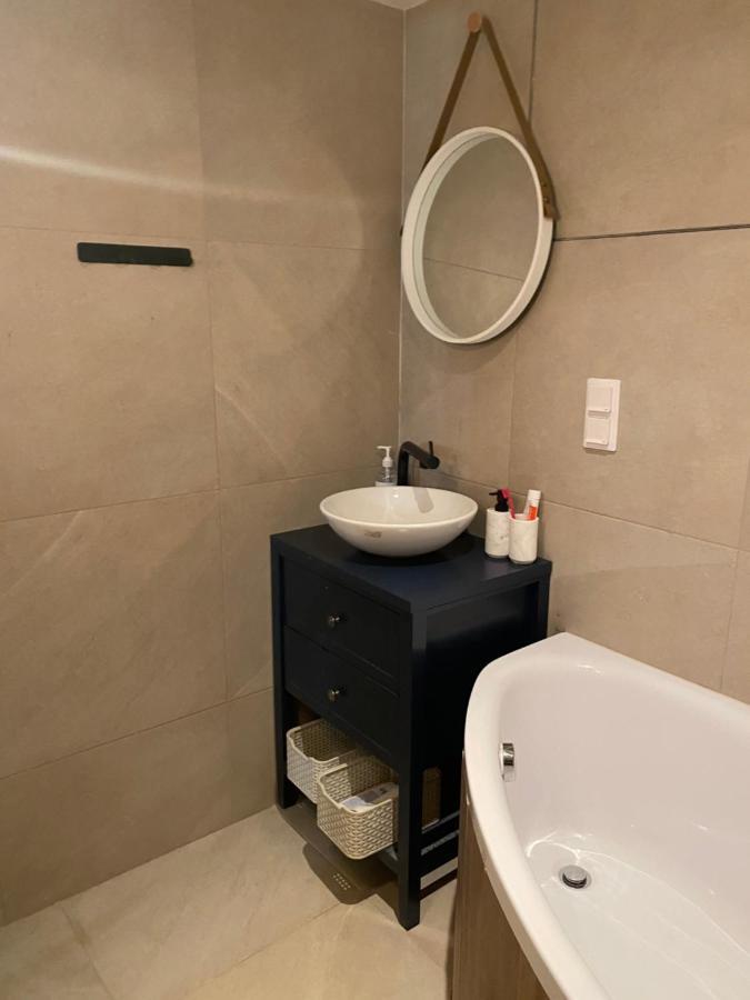 ז'ילינה Brick Apartment מראה חיצוני תמונה